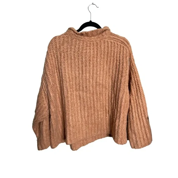 Free People Cropped Chunky Knit Turtleneck Sweater - Picture 3 of 3